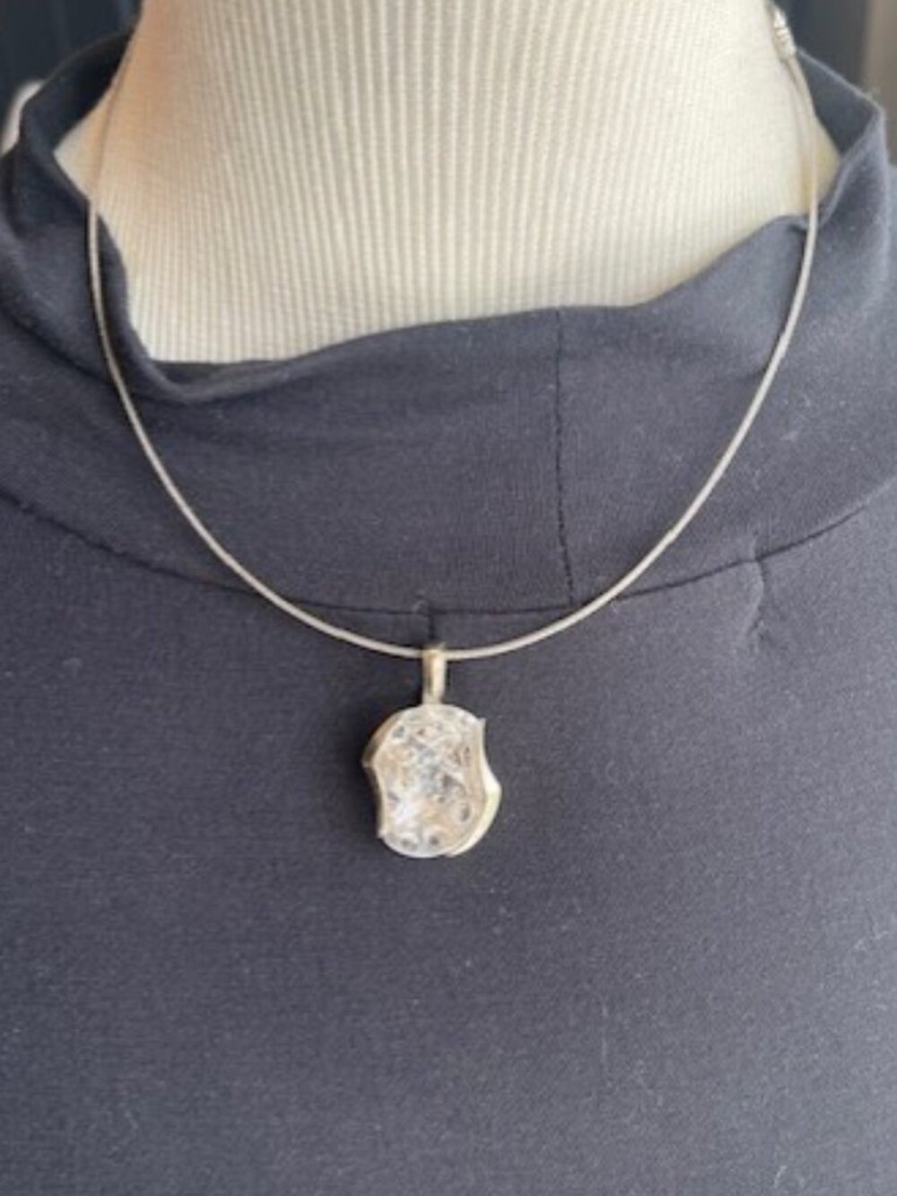 Clear abstract stone necklace
